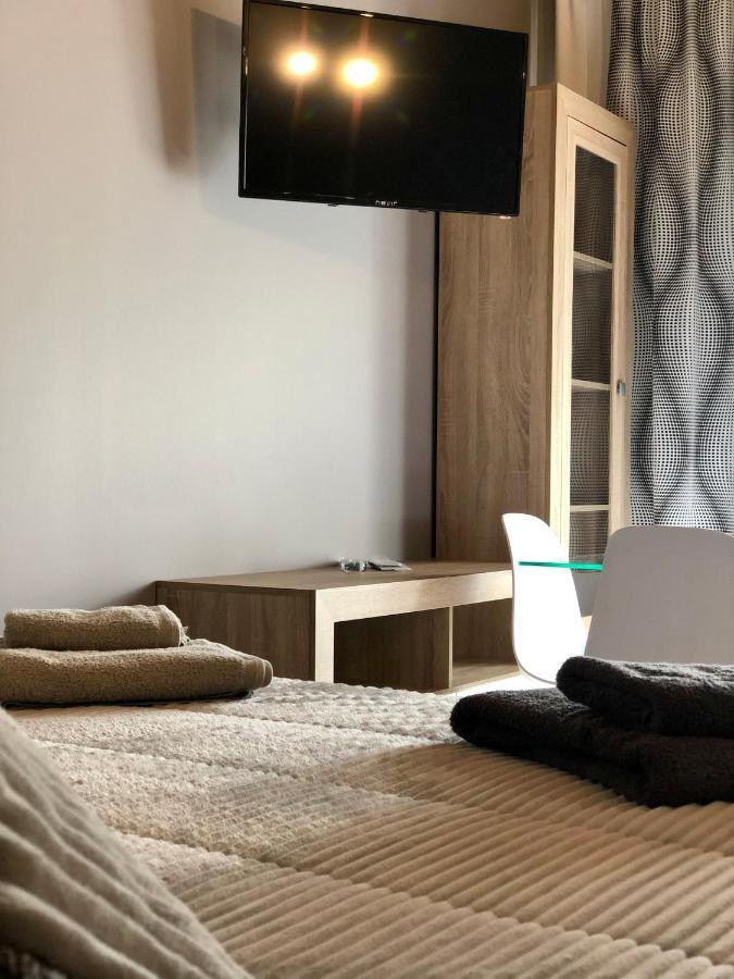 Catedral Apartamentos Parking 梅里达 外观 照片
