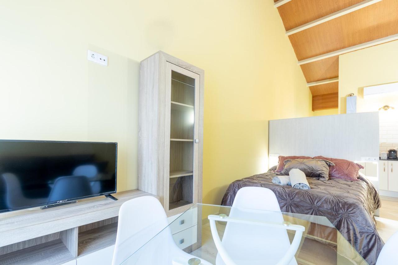 Catedral Apartamentos Parking 梅里达 外观 照片